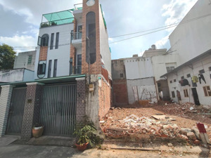 nền đất hẻm ô tô đường 385 - cạnh đại học tại chính 4,7 tỷ/61,8m2