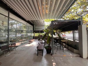 cho thuê mặt bằng nguyễn văn hưởng, thảo điền, 100m2, giá 60tr/tháng, 2 phòng kín, có bàn ghế