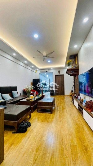 cc mặt phố hoàng quán chi, cầu giấy -99m -3 ngủ 2wc tầng trung view đẹp xách vali ở ngay, full đồ