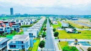 chính chủ,bán rẻ lô kề góc khu biệt thự one world đường 21m ,sổ hồng sẵn,sát khu biệt thự victoria