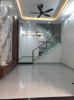BÁN NHÀ 2.4 TỶ 3 TẦNG 45M2 ( TÂY BẮC ) NGÕ RỘNG TRẦN HUY LIỆU