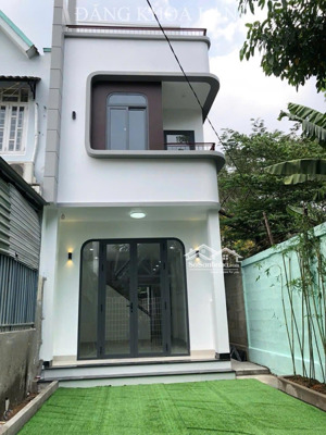 cần bán gấp nhà 4 tầng hẻm xe hơi ở linh xuân, thủ đức.ngang 5m, giá rẻ.