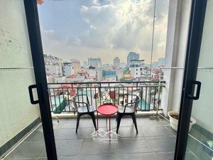 căn hộ 1k1n full đồ, free nước và dv, ngô sĩ liên, đống đa, oto đỗ cửa, ban công rộng 13.5 triệu