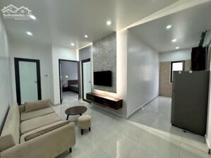 Cho thuê căn hộ phố Văn Cao, 2 p.ngủ (65m2).