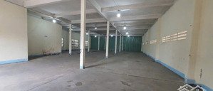 kho diện tích 480m2 cần cho thuê gấp ở đường bùi văn ba đường xe cont