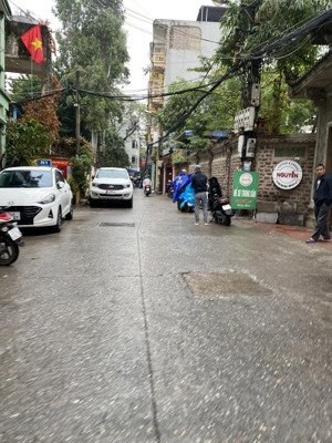 chính chủ bán nhà mp ngũ xã, trúc bạch dt 68m2 có gpxd 8 tầng giá hơn 45 tỷ