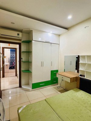 chỉ 2,4x tỷ có ngay căn hộ chung cư 2 phòng ngủ, full nội thất thuộc tầm trung tại phenika hòa lạc