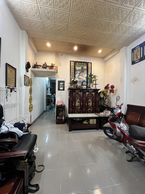 bán nhà tt gò vấp ngang 8m cực hiếm dài 18m - chưa đến 100tr/1m2 - giá cực rẻ chỉ hơn 11 tỷ xíu