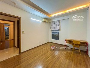 bán căn hộ tại thảo điền pearl gồm 3 phòng ngủ view đẹp có diện tích 134m2