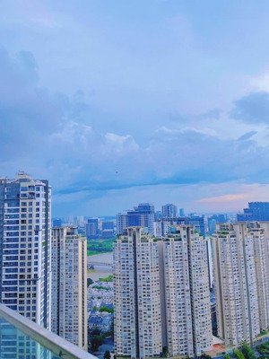 cho thuê nhanh 1pn full nt vinhomes central park l81 giá 18 triệu