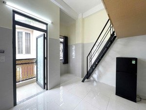 phòng gác cao thoáng mát ngay công viên gia định, có thang máy, bảo vệ