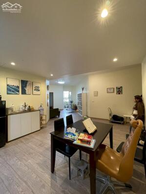 Cần bán gấp căn hộ HD Mon, dt 67m,2pn,2 vs, ban công đông nam, tầng cao, lh 0983816388