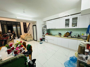 nhà hai thoáng mỹ đình - ngõ nông, thông- ở tiện, sống thích