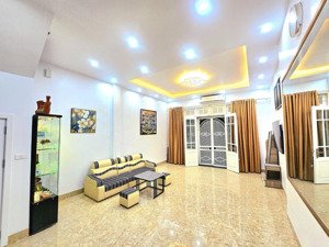 tuyệt phẩm! nhà cầu giấy, cách ô tô 10m, ngõ 3 gác tránh, sổ đẹp, full nội thất, 45m2*5t.