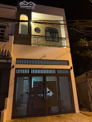 bán nhà 2 tầng hòn sện nha trang cắt lỗ sâu lh linh