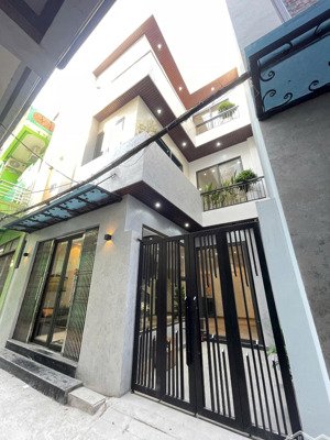 chính chủ gửi bán nhà điện biên, chợ kênh. siêu đẹp