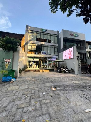 độc quyền bán nhà mt nguyễn đình chiểu quận 1 - dt 10 x 27m - 3 tầng - hđt 300 triệu - giá 120 tỷ