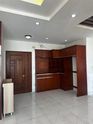 bán căn hộ belleza dt: 102m2. giá: 4.860 tỷ. lh: 