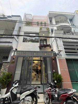 chính chủ cần bán gấp nhà riêng giá rẻ 3 tầng -61m2 4pn,4wc tân bình hồ chí minh chỉ với 12 tỷ 500