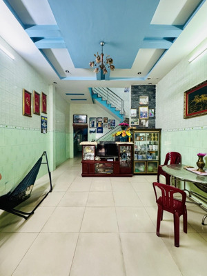 bán đất tặng nhà chính chủ lâu năm hẻm 5m xe tải tránh, lê trọng tấn 94m2 nhà 3 tấm. chỉ 90tr/m2 tl