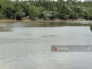 chuyên bán căn hộ belleza. dt 100m, 3 pn, 2 wc, ở ngay, căn góc, có nhiều căn, sổ hồng. giá 4.86 tỷ