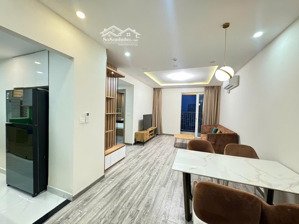 cho thuê 2 phòng ngủ vista verde lầu cao, full nội thất đẹp, nhà mới tháp t1.