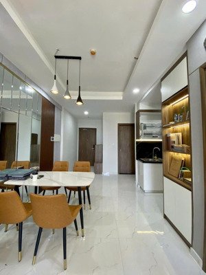 bán căn hộ full nội thất 2,27ty, có sổ hồng, gần aeon mall