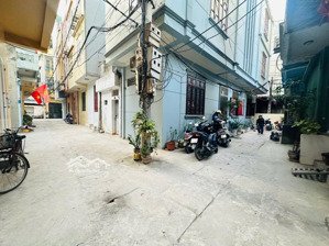 bán nhanh nhà c4 phân lô tập thể cầu đường đa sỹ giá rẻ