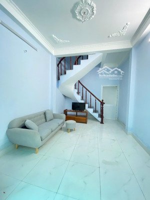 cho thuê nnc mới sạch sẽ 4pn, 3wc 2 lầu 1 trệt đường 59