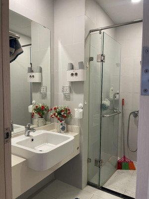 bán căn 1 p ngủ westbay ecopark 45m2 thông thuỷ, giá 2.89 tỷ bao phí tốt nhất thị trường