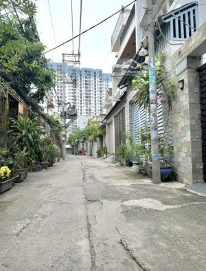 bán nhà hẻm xe hơi-thông,ngang 5m dài 16m,đường vip lâm văn bền,2 tầng - đẹp - ở ngay.nhỉnh 8 tỷ