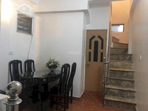 Cho thuê nhà Phố Hàng Lược, Phường Hàng Mã, Hoàn Kiếm 15M X 4T giá 8 triệu