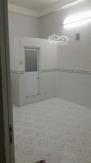 cho thuê phòng trọ 20m2, 2,6 triệu, tại an dương vương, bình tân. gần cv phú lâm