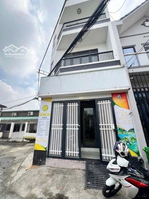 5,2 tỷ - nhà 3 tầng, hoàn công đầy đủ, đường 8 - linh xuân