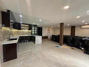 chủ bán gấp 6x24m xô viết nghệ tĩnh sát q1 - phù hợp cho thuê văn phòng hoặc căn hộ