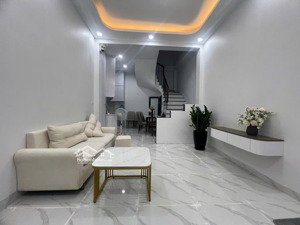 nhà đẹp bán nhà trương định dt 33m2 x 5 tầng full nội thất nhà kinh doanh gần phố