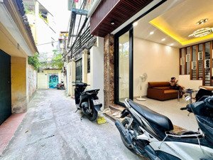 bán nhà đường thịnh quang, 30m ra ô tô tránh, kinh doanh, ngõ cực rộng, 38m2*6t, 4 pn, 4.2m mt lớn