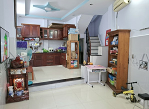 2.9 tỷ, 30m2, 2pn, linh chiểu - thủ đức, sổ hồng riêng, tặng nội thất