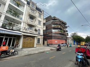 bán đất mặt tiền đường lê quát , p. tân thới hoà , tân phú dt 4,4*19m giá 9 tỷ tl