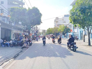 nhà 40m2 - 2 tầng - khu trung tâm - khu vực dân trí - âu dương lân, p3, q8 - chỉ 3. x tỷ (tl)