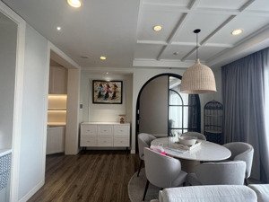 gom hàng hiếm: xii riverview 3pn sổ hồng người nước ngoài view sông đỉnh cao