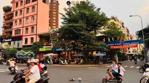 bán căn góc đường khánh hội q4. dt: 14x18m, giá: 114 tỷ