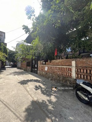 bán biệt thự khan hiếm ngô thời nhiệm, quận 3 - dt 18 x 25m - 2 tầng - hđt 300 triệu