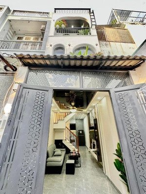 nhà mới gần mặt tiền quang trung 3 tầng full nội thất 4 phòng ở ngay hẻm ba gác giá chỉ 4,85 tỷ