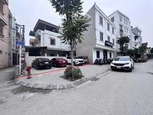 bán đất mặt phố phúc lợi, dt 77.2m2. lô góc, mt 11m. giá 20.5 tỷ