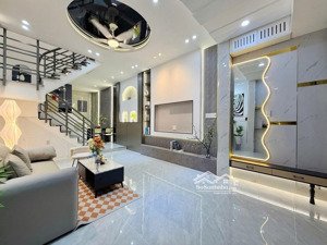 ngay vietcombank tây thạnh, nhà mới đủ nội thất, hẻm oto 4x16, giá 5.8 tỷ