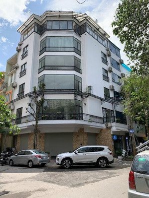 cho thuê siêu tòa nhà mặt phố trung kính, dt 230m2 * 7 tầng + hầm, thông sàn, tm, pccc. giá 300tr