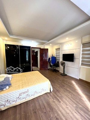 bán nhà phố khâm thiên, đống đa, 45m2, 5 tầng, ngõ nông ba gác, giá 7.9 tỷ