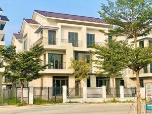 biệt thự ven sông.cách hn 12km giá f0 dự án centa riversides -vsip bn. chiết khấu lên đến 6%