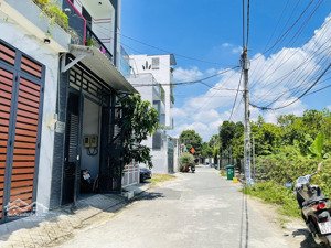 đất (4x17m) full thổ cư đường nhựa 7m thông xe hơi